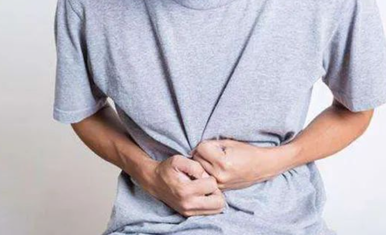 急性胃腸炎高發(fā)季！腹痛腹瀉、嘔吐不止，3招緩解